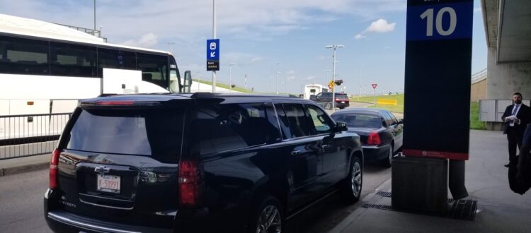 Your Guide to Finding the Best Airport Limousine Service